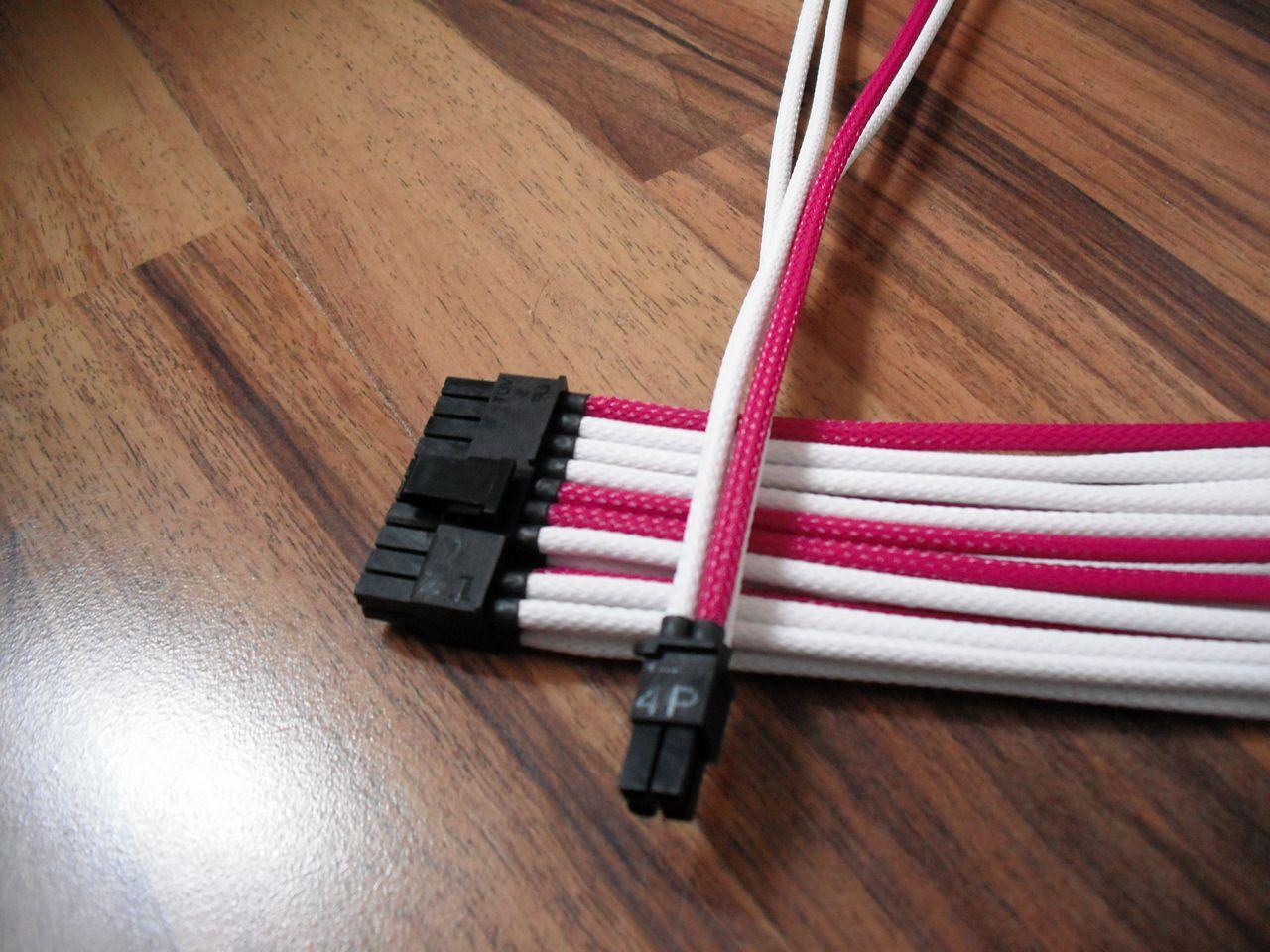 [30/08/2012] Update vom 30.08.: mehr weiß-violette Hardware (26)