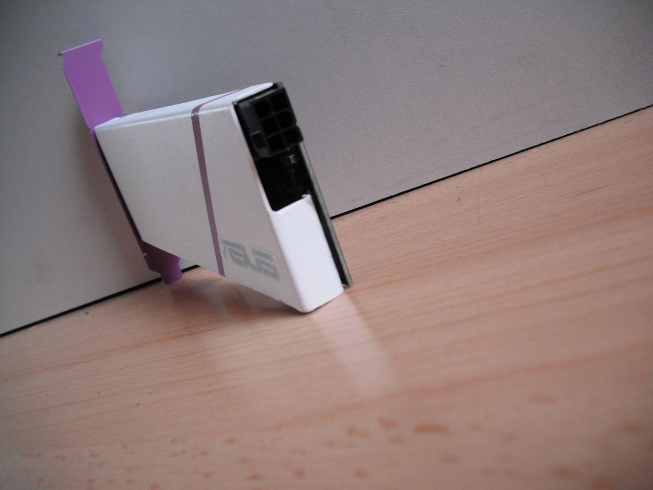 [30/08/2012] Update vom 30.08.: mehr weiß-violette Hardware (34)