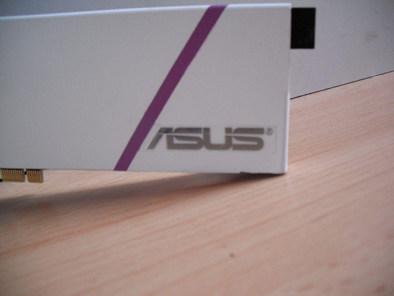 [30/08/2012] Update vom 30.08.: mehr weiß-violette Hardware (35)