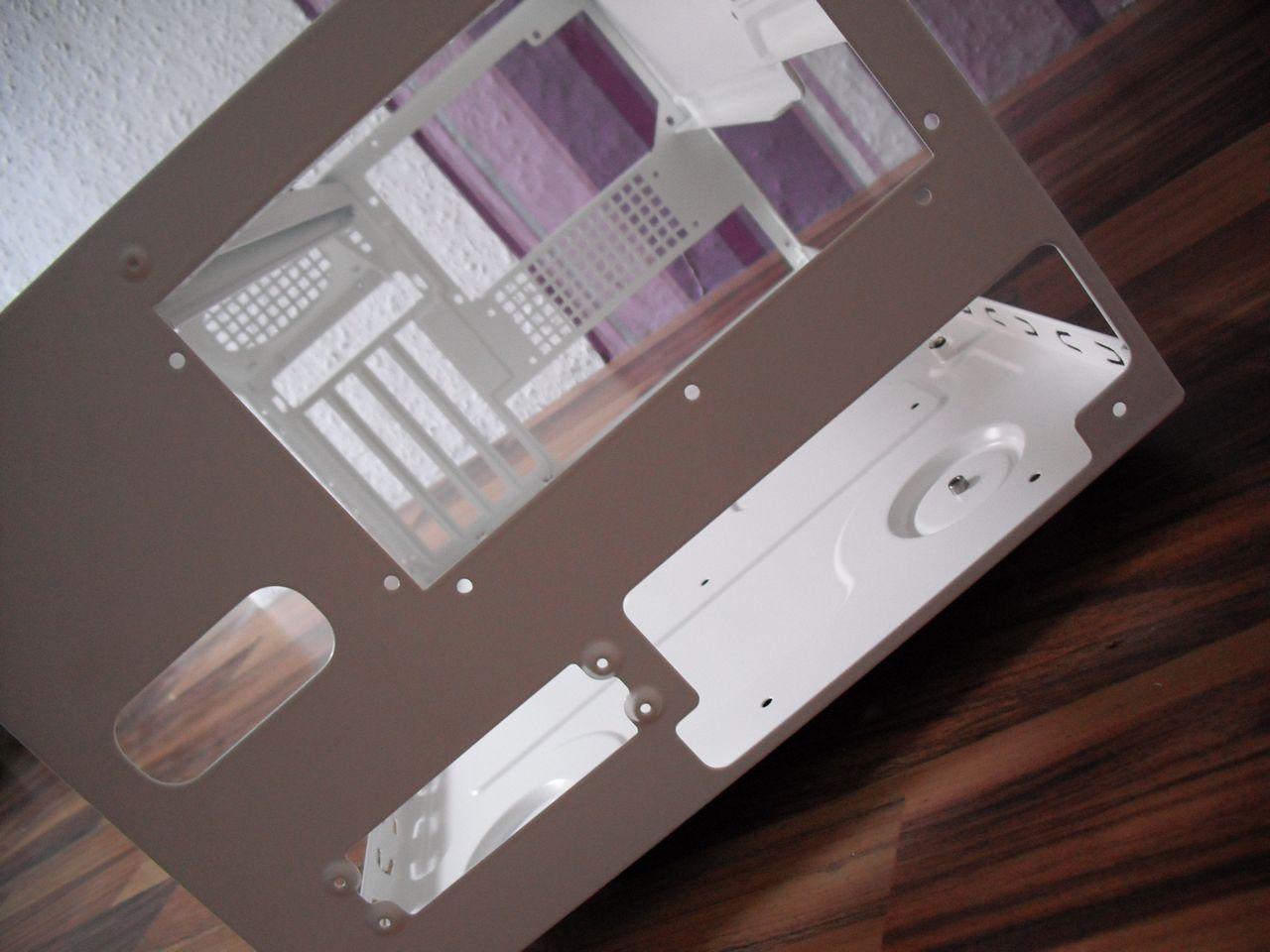 [30/08/2012] Update vom 30.08.: mehr weiß-violette Hardware (37)