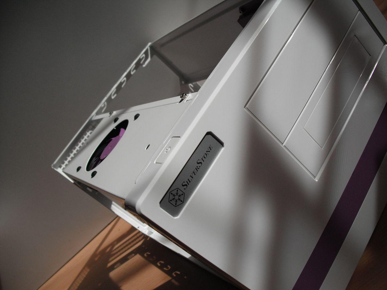 [30/08/2012] Update vom 30.08.: mehr weiß-violette Hardware (51)