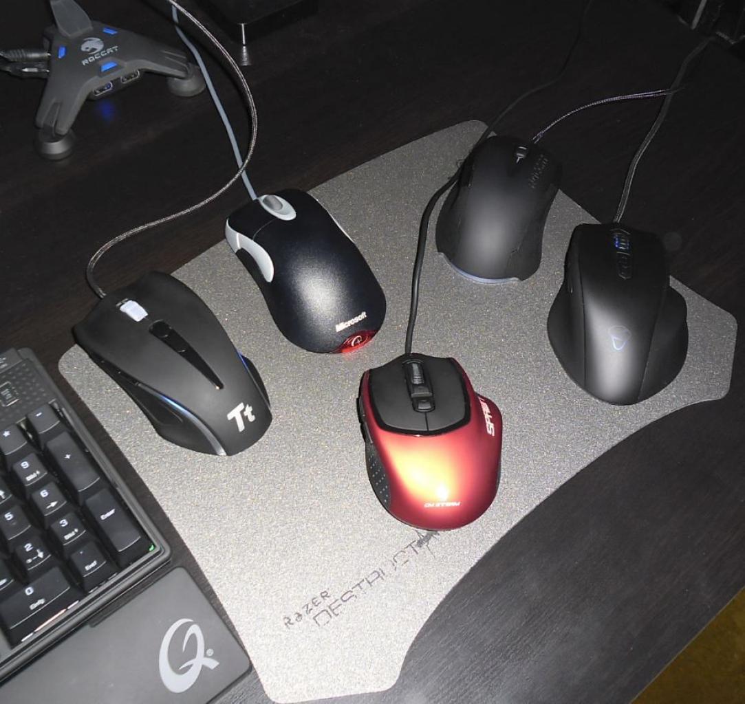 [24/08/2012] Update vom 25.08. mit Billardkugel-Trackball und Racing-Equipment aus Italien (6)
