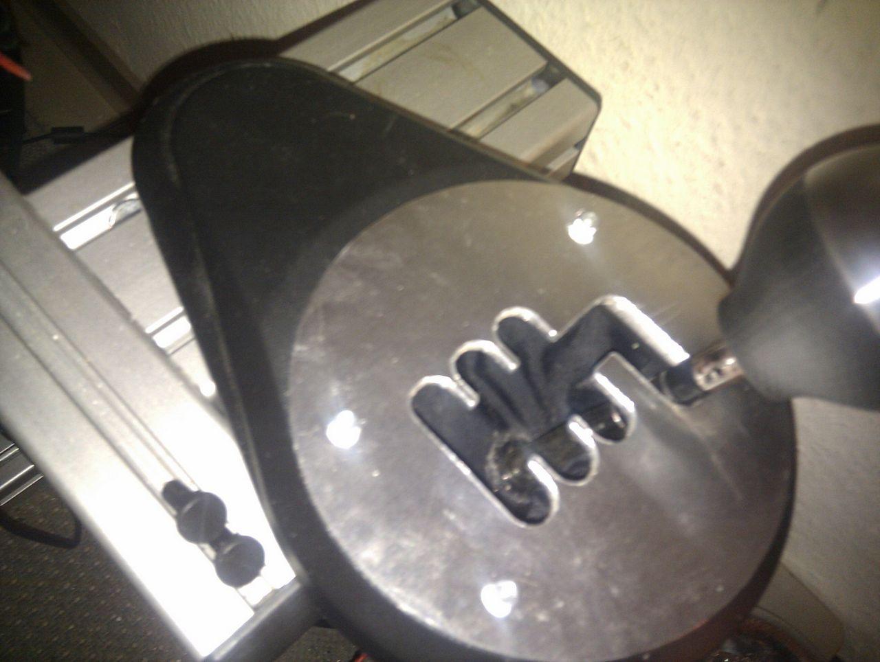 [24/08/2012] Update vom 25.08. mit Billardkugel-Trackball und Racing-Equipment aus Italien (11)
