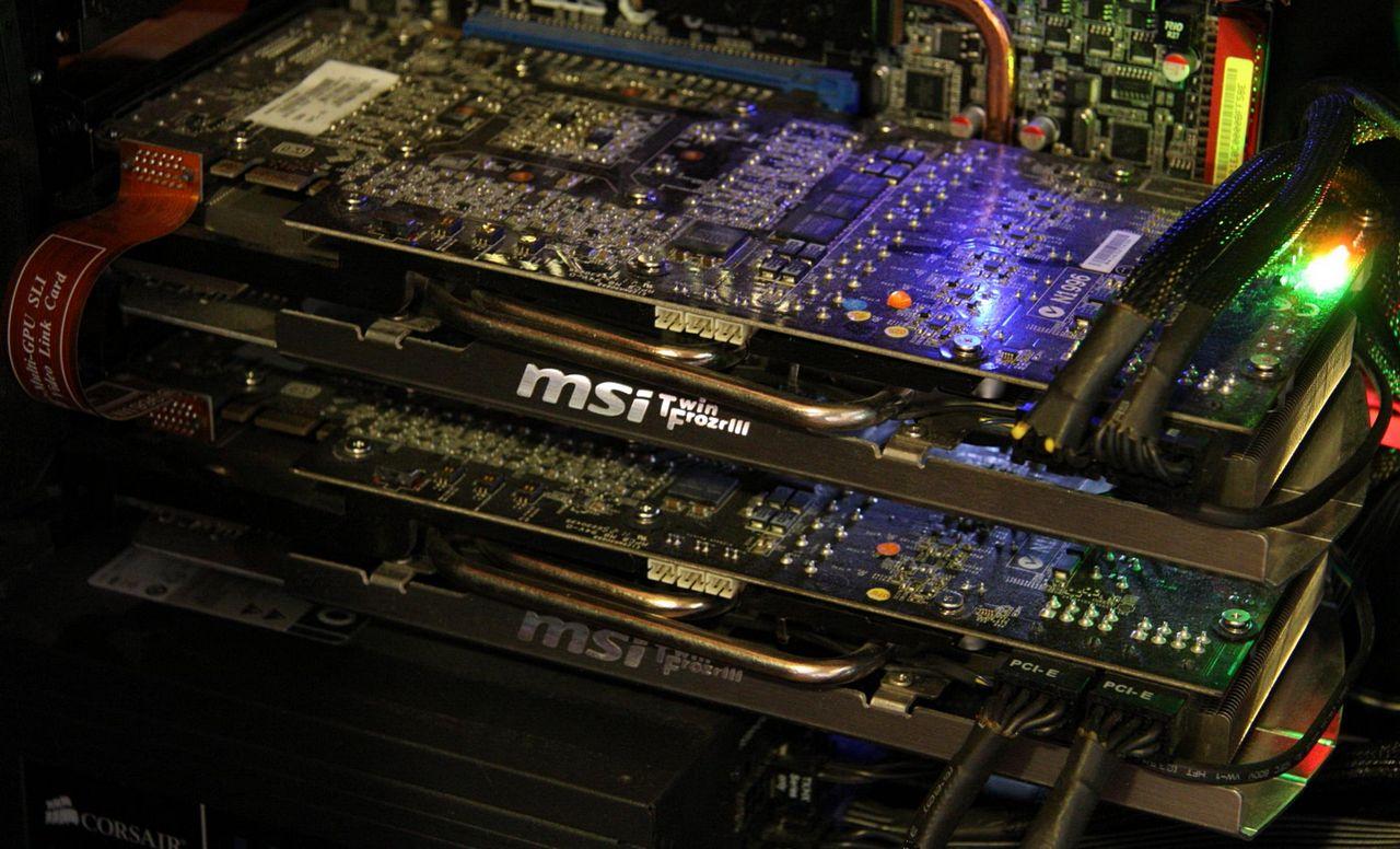 [31/08/2012] Update vom 02.09. mit nie im Handel erschienener Test-Platine, Adapter für Retro-Karten und mehr (1)