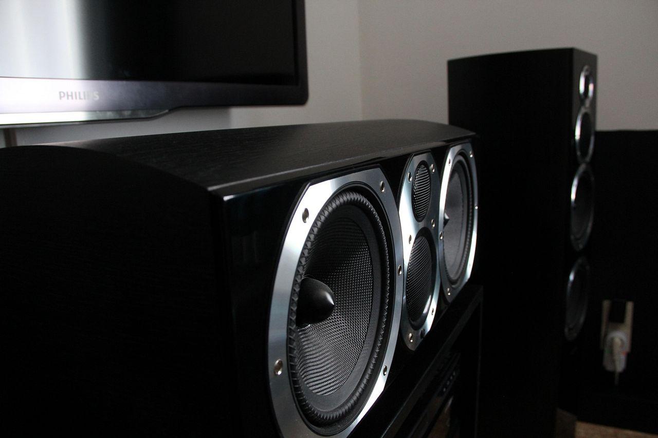 [14/08/2012] Update vom 15.08.: Durchgestylte Wohnzimmer, mächtige Soundanlagen und Baustellen (9)