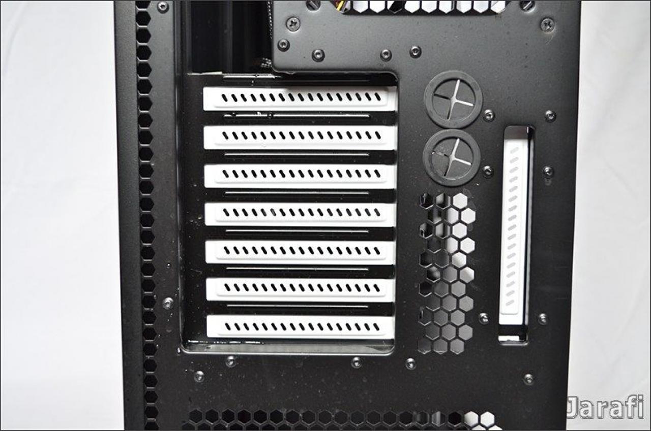 [27/08/2012] Fractal Design Define XL: Test im PCGHX-Forum mit spektakulären Bildern (32)
