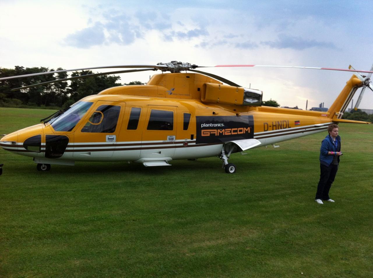 [18/08/2012] Test des neuen Gamecom Commander im Rahmen eines Helikopter-Flugs (2)
