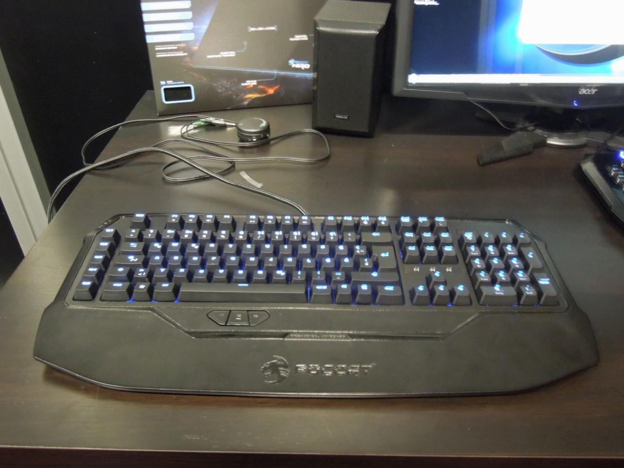 [16/08/2012] Roccat präsentiert Prototyp der ersten mechanischen Tastatur (8)