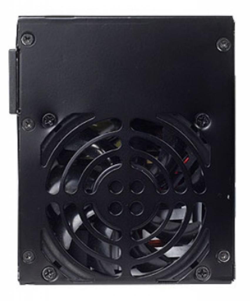 [12/08/2012] SFX-Netzteil: Silverstone bietet voll-modulares Strider ST45SF-G mit 80-Plus-Zertifizierung an (2)