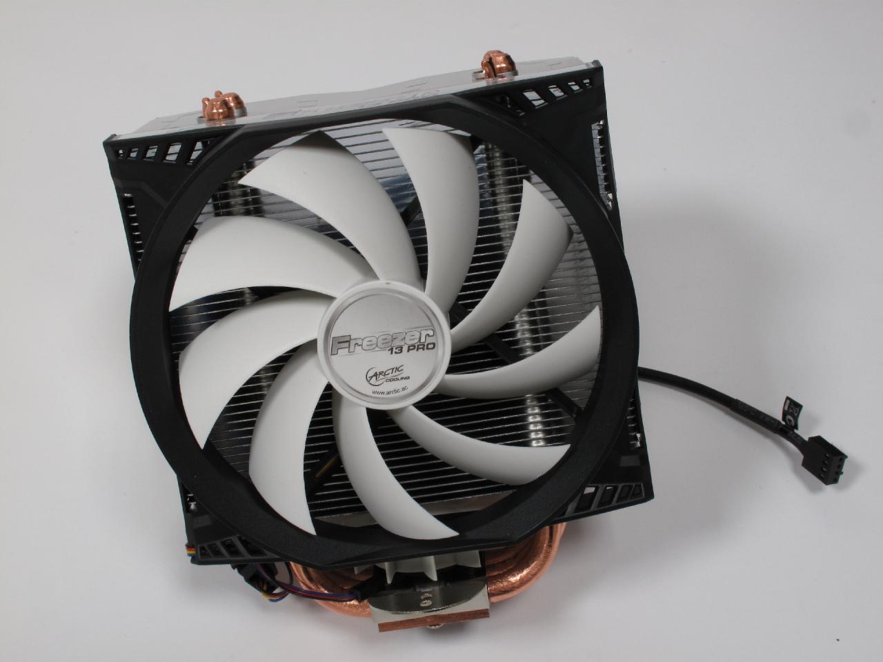 [02/08/2012] Arctic Cooling Freezer 13 Pro (2)