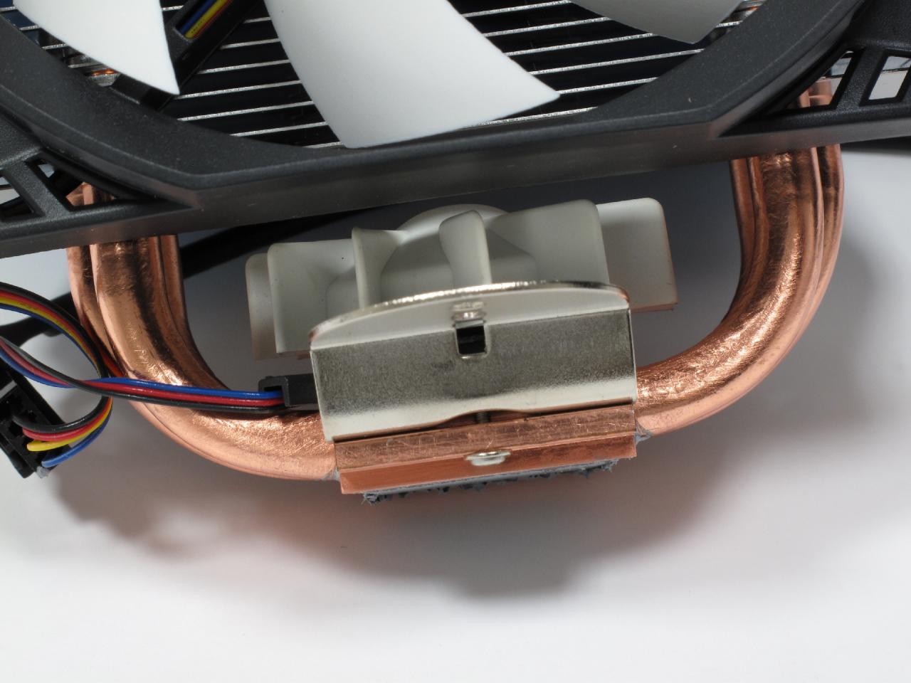 [02/08/2012] Arctic Cooling Freezer 13 Pro (3)