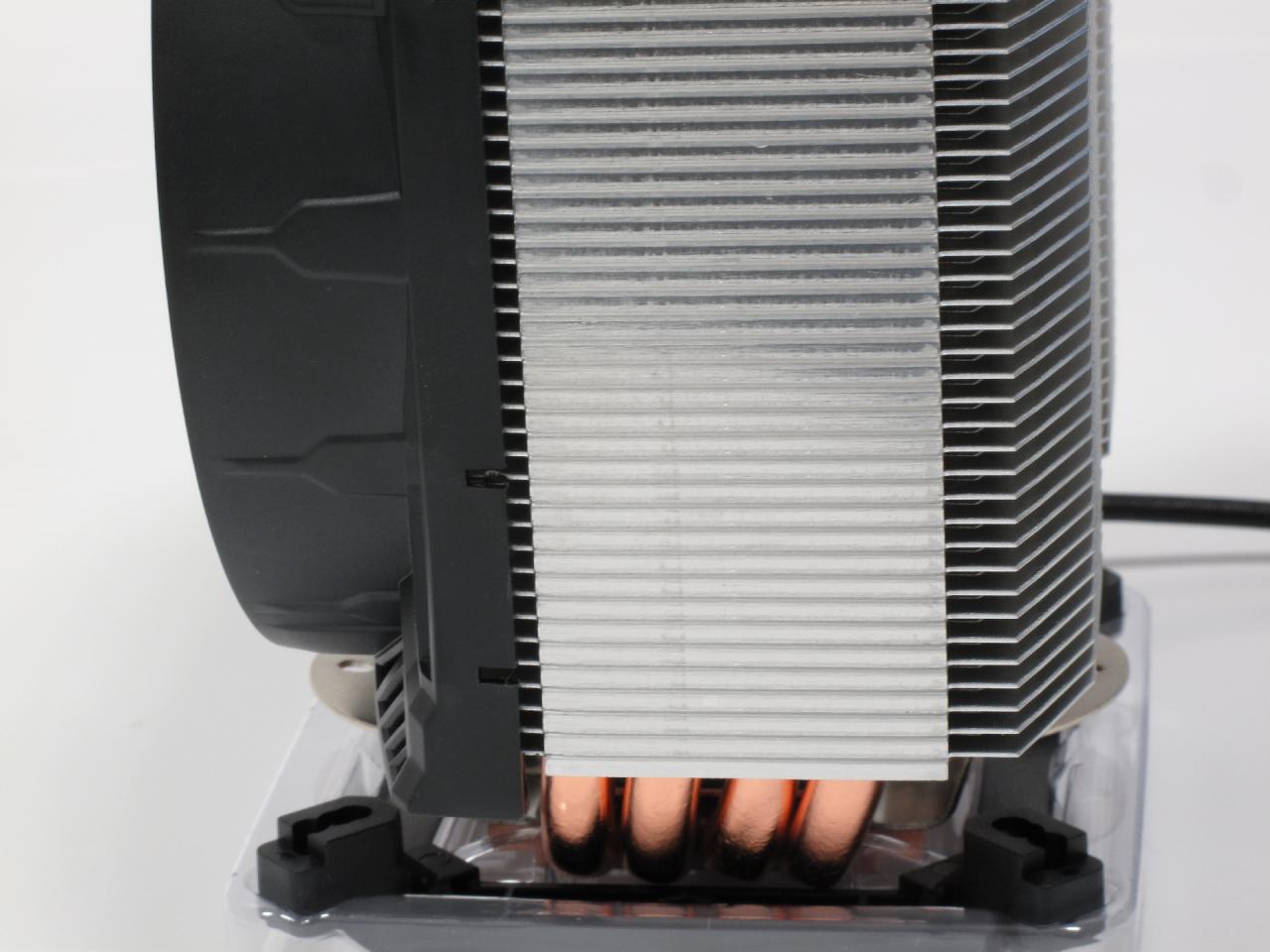 [02/08/2012] Arctic Cooling Freezer 13 Pro (4)
