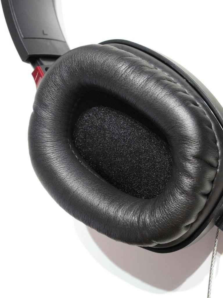 [16/08/2012] Soundlbaster Tactic 3D Rage im Hands-on-Test: neue Headsets mit und ohne Kabel von Creative (3)