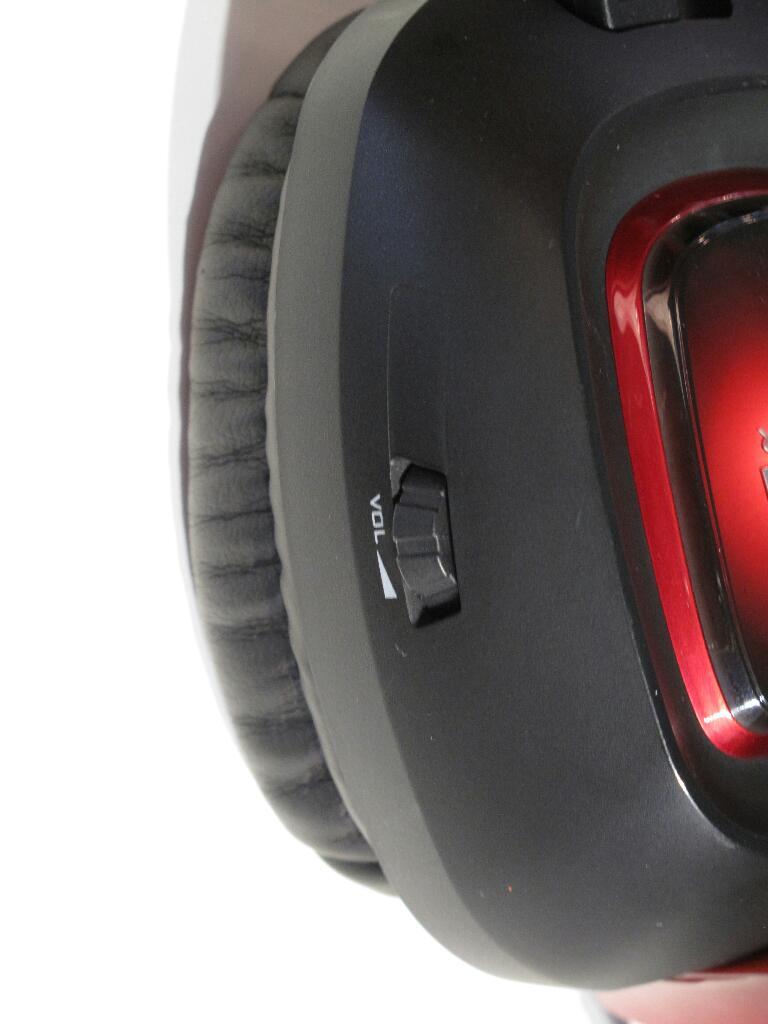 [16/08/2012] Soundlbaster Tactic 3D Rage im Hands-on-Test: neue Headsets mit und ohne Kabel von Creative (4)
