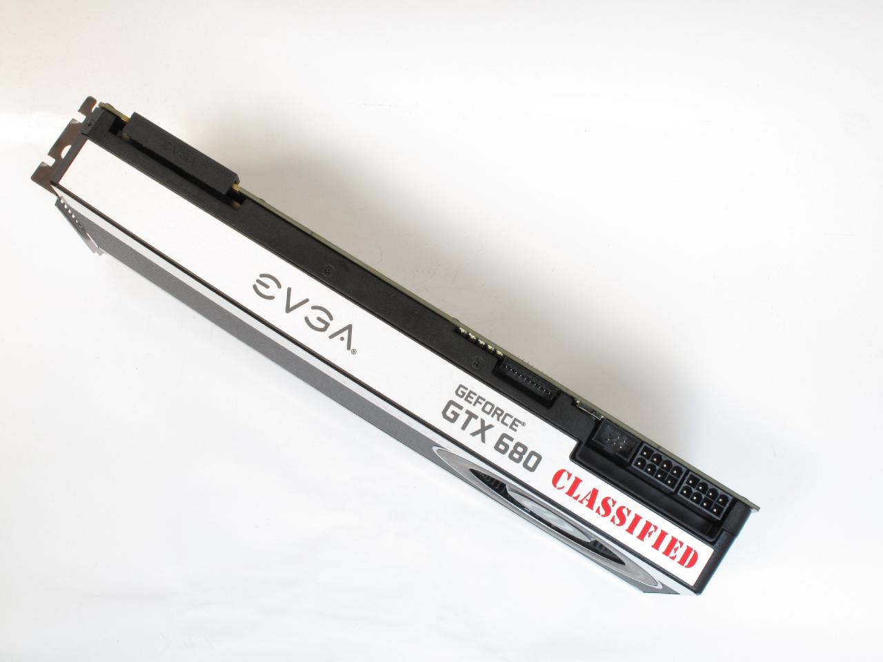 [07/08/2012] Evga Geforce GTX 680 Classified 4 GiByte GDDR5 (5)