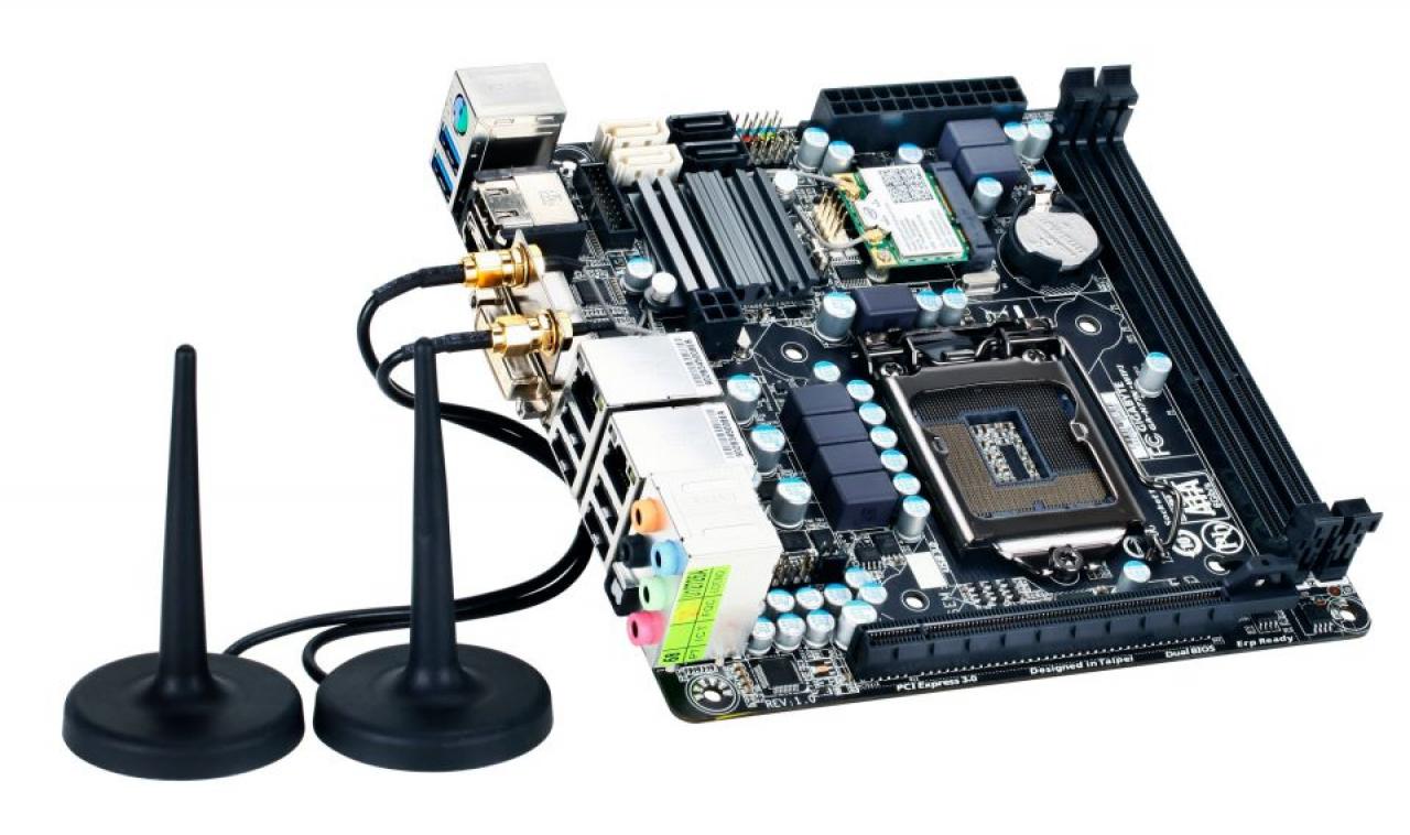 [23/08/2012] Gigabyte H77N-WiFi (3)