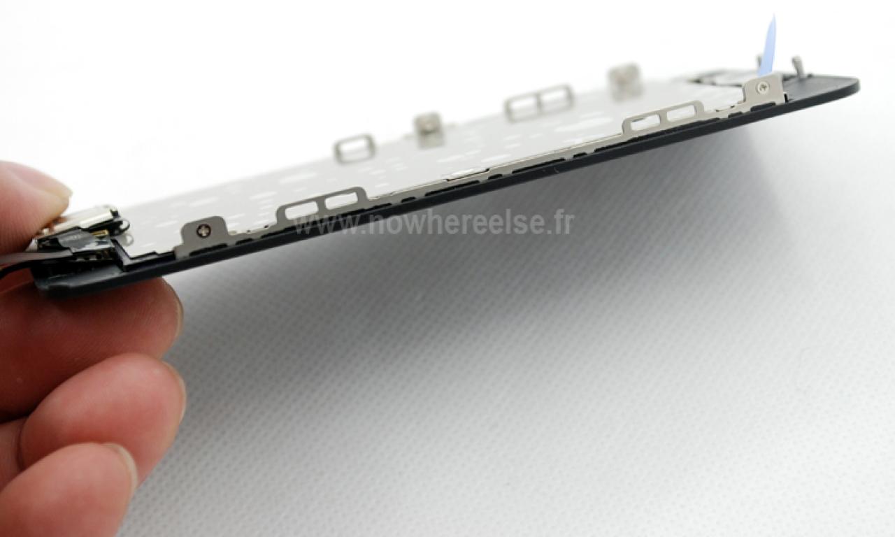 [31/08/2012] iPhone 5: Fotos zeigen A6-SoC, 4-Zoll-Display und LTE-Chip
