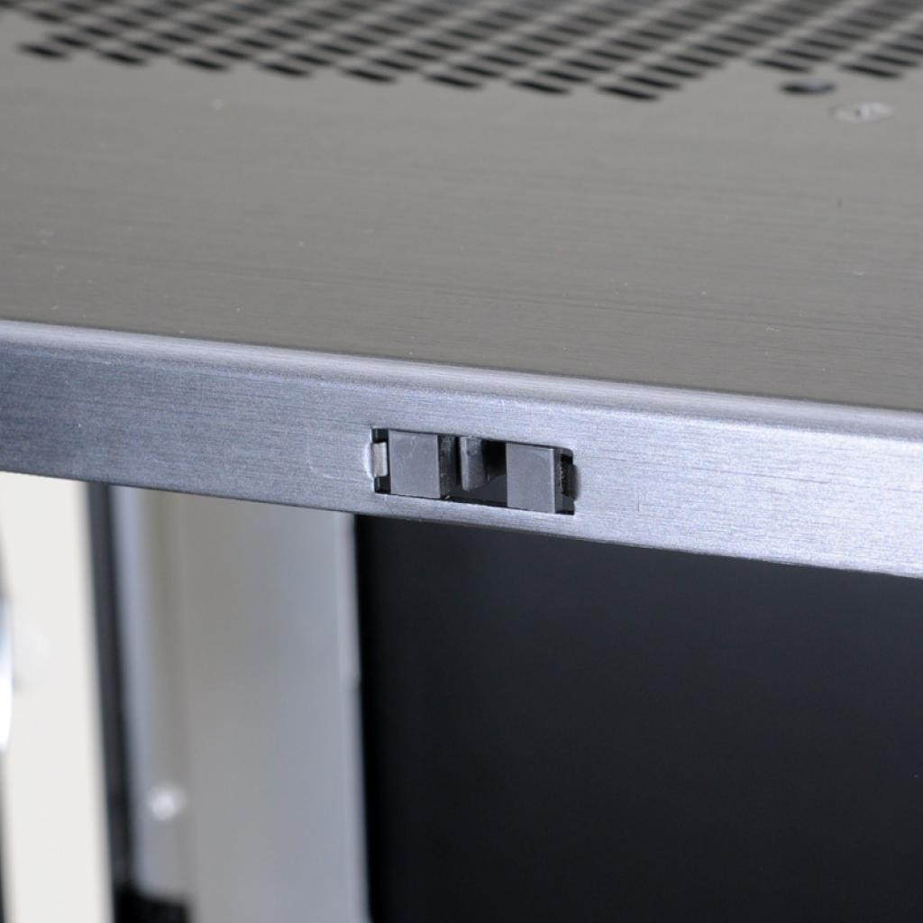 [08/08/2012] Lian Li - PC-V650 (16)