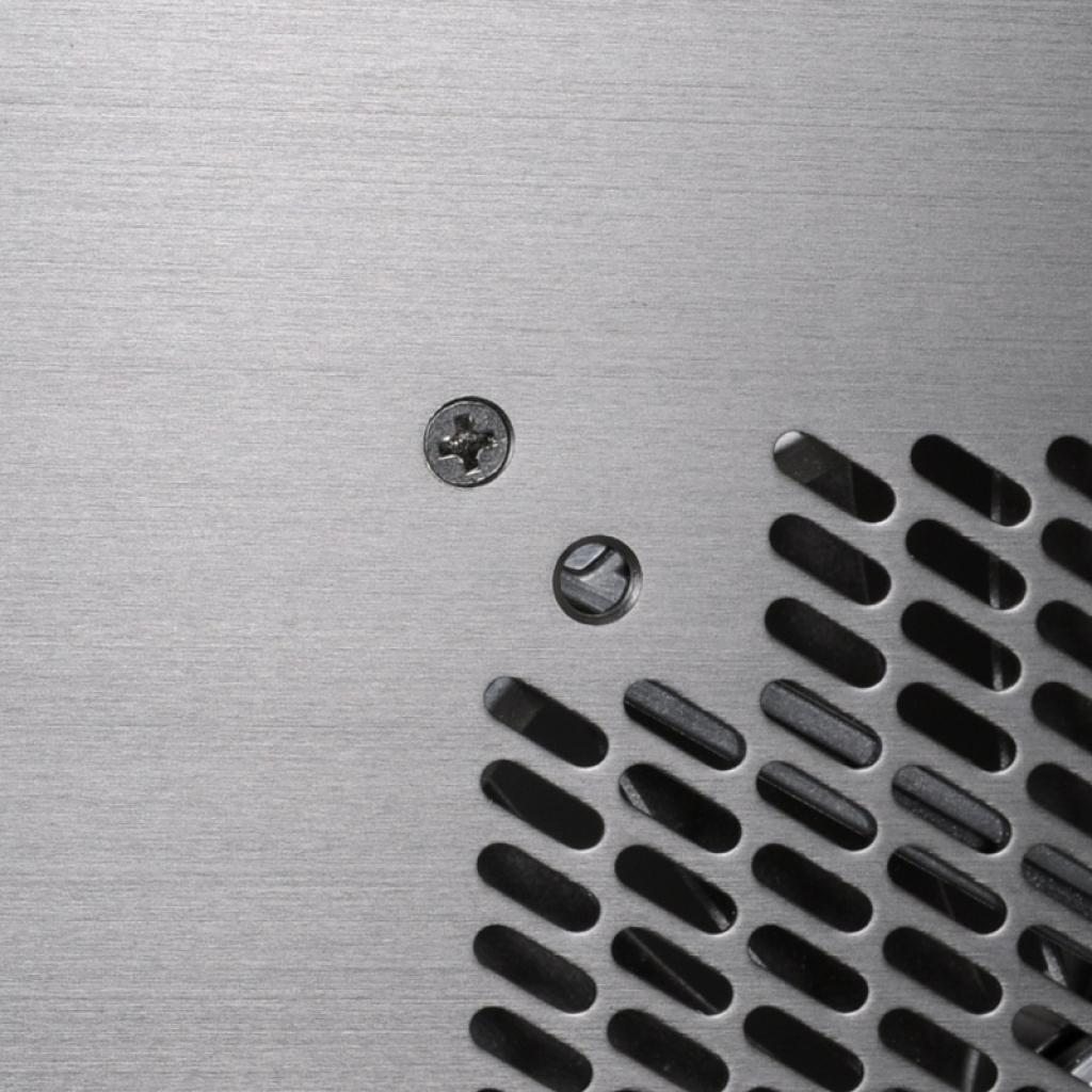 [08/08/2012] Lian Li - PC-V650 (19)
