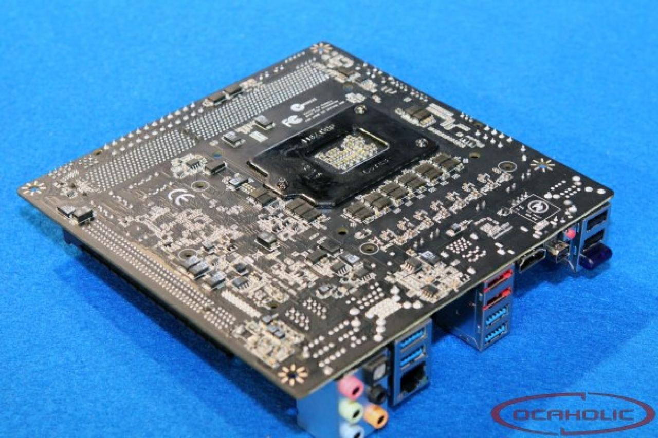 [29/08/2012] Bilder eines Mini-ITX-Boards von EVGA aufgetaucht (4)