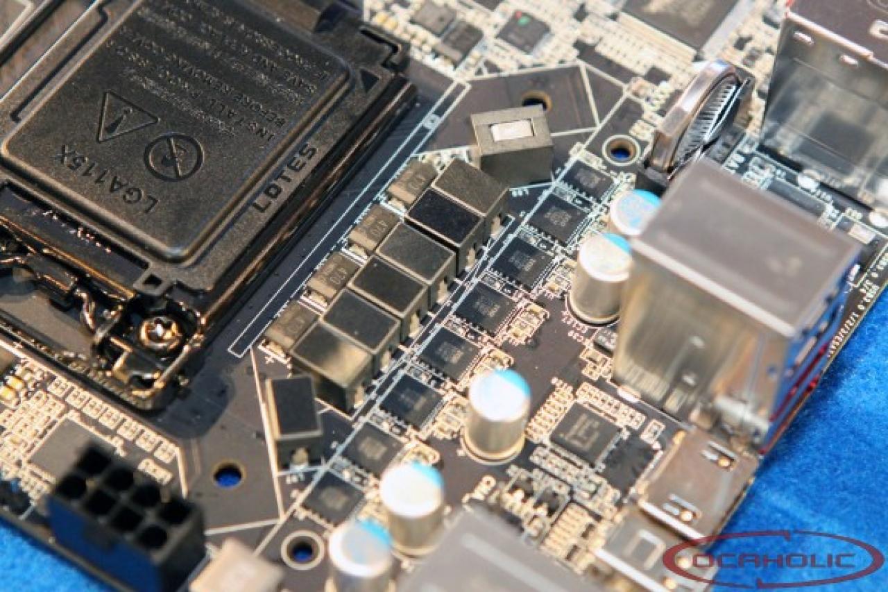 [29/08/2012] Bilder eines Mini-ITX-Boards von EVGA aufgetaucht (6)