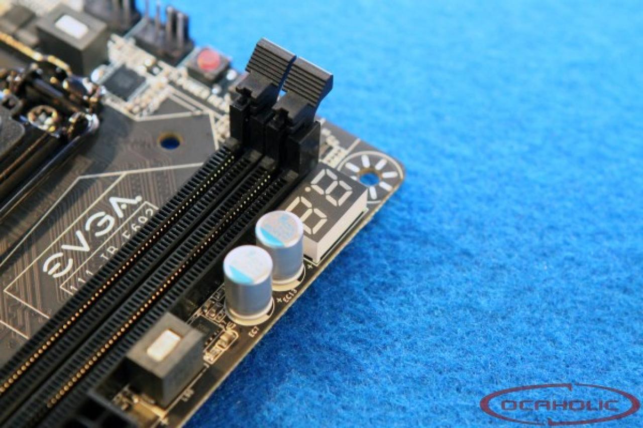 [29/08/2012] Bilder eines Mini-ITX-Boards von EVGA aufgetaucht (9)
