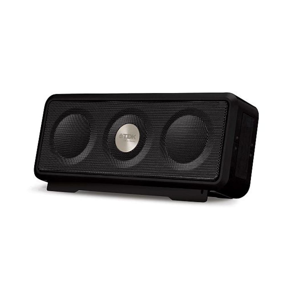 [31/08/2012] TDK präsentiert neue High-Fidelity-Lautsprecher ohne Kabel und neue Kopfhörer (5)