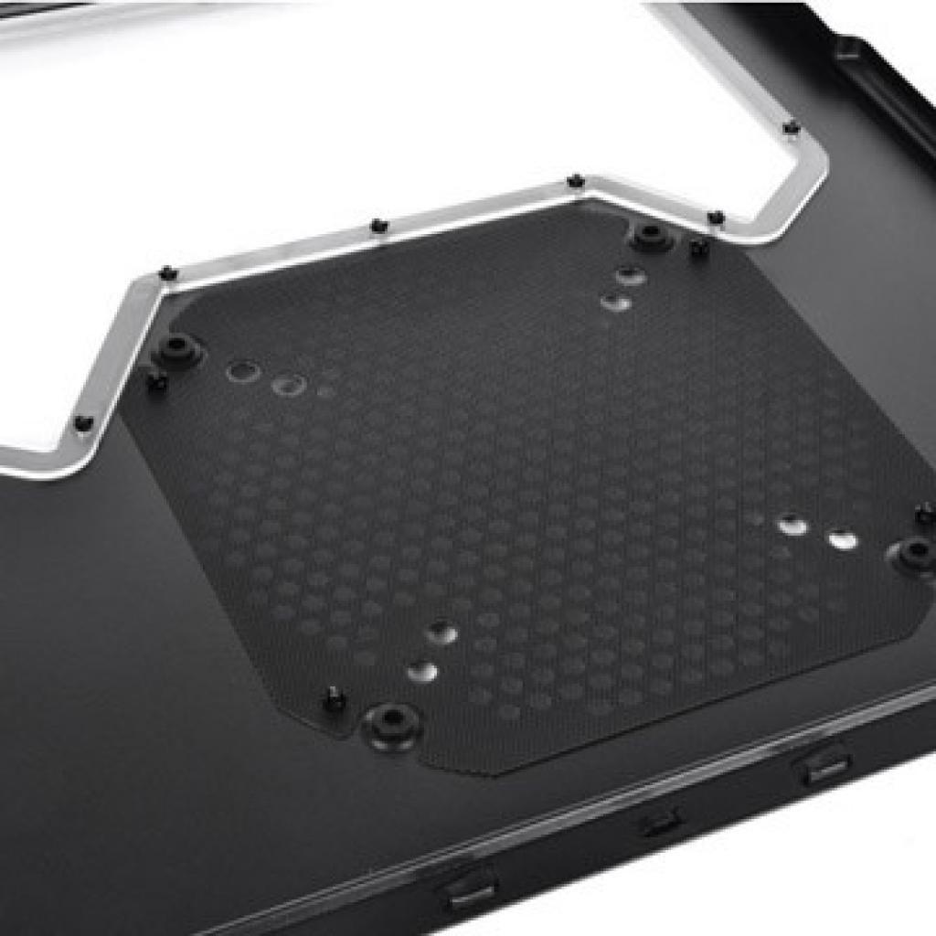 [31/08/2012] Thermaltake stellt neuen Midi-Tower vor: Armor Revo Gene (6)