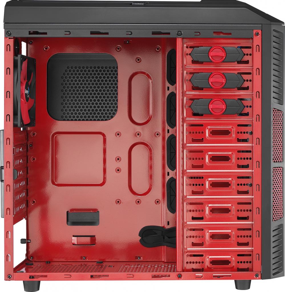 [19/09/2012] Aerocool XPredator X1 - Devil Red (4)