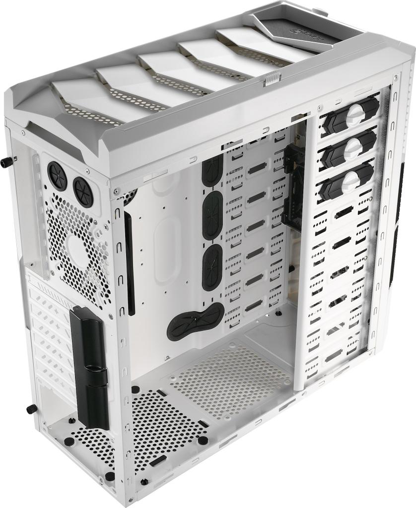 [19/09/2012] Aerocool XPredator X1 - weiß (8)