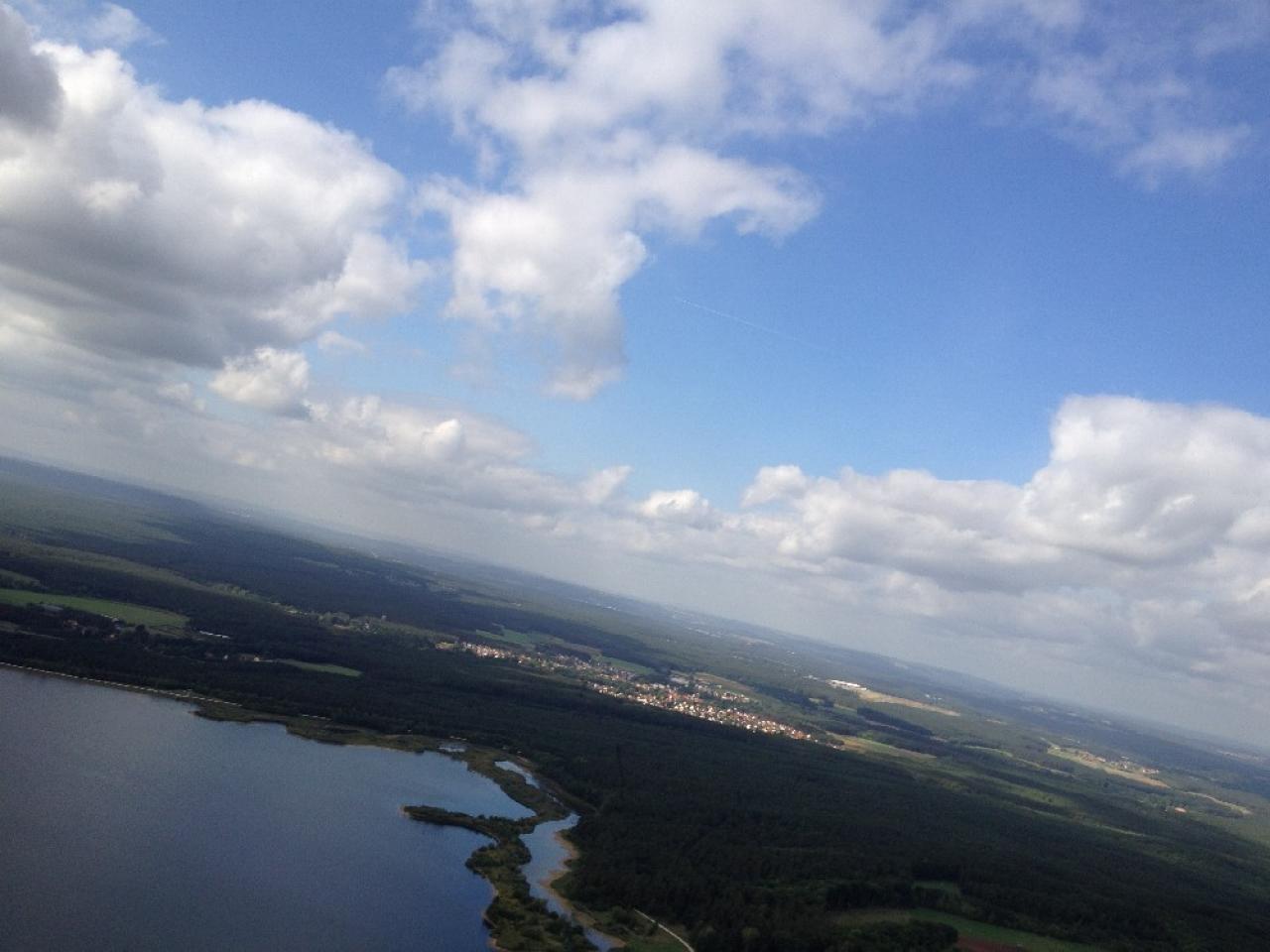 [10/09/2012] iPhone-4S-Aufnahme beim Flug in die Stratosphäre