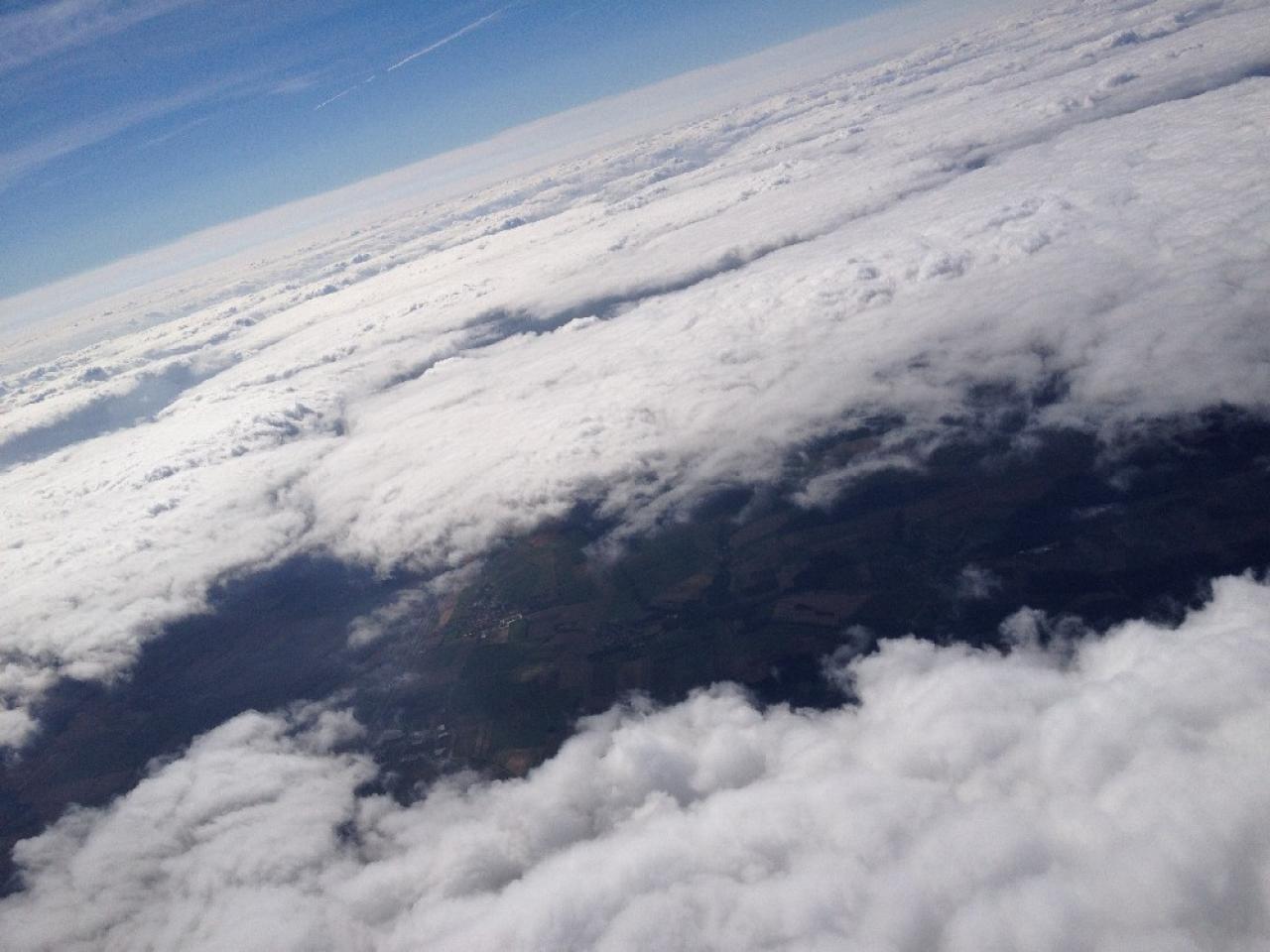 [10/09/2012] iPhone-4S-Aufnahme beim Flug in die Stratosphäre (19)