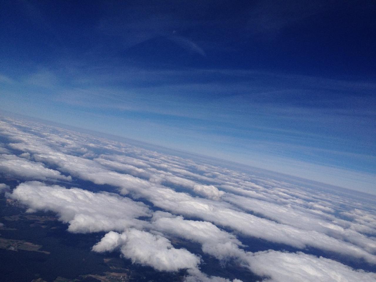 [10/09/2012] iPhone-4S-Aufnahme beim Flug in die Stratosphäre (23)