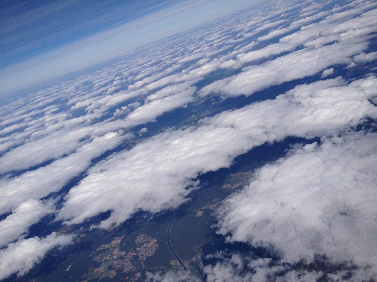 [10/09/2012] iPhone-4S-Aufnahme beim Flug in die Stratosphäre (34)