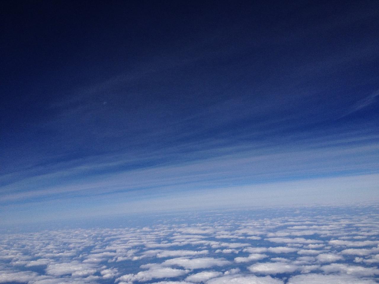 [10/09/2012] 25 Minuten nach dem Start - iPhone-4S-Aufnahme beim Flug in die Stratosphäre (45)