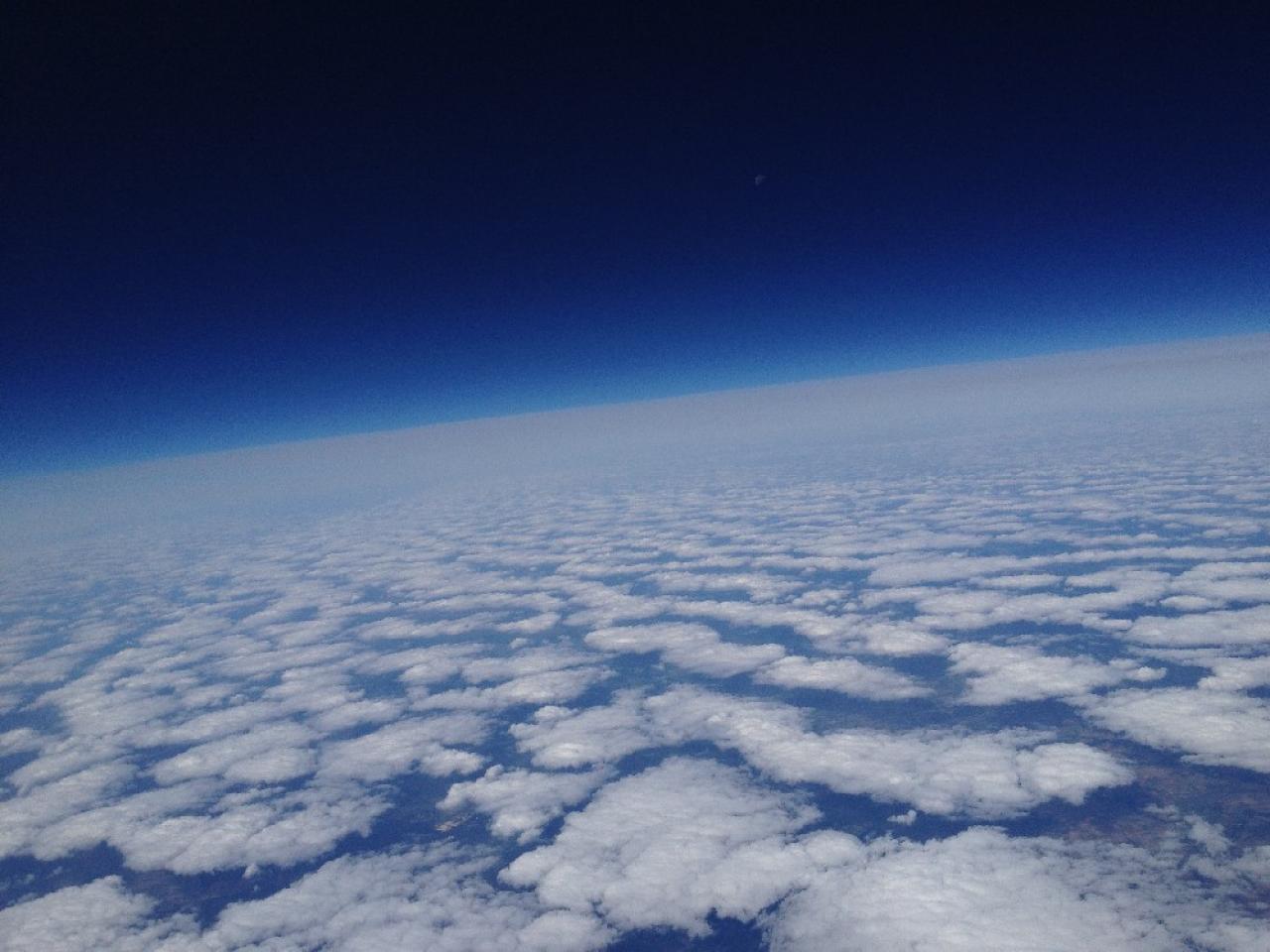 [10/09/2012] iPhone-4S-Aufnahme beim Flug in die Stratosphäre (123)