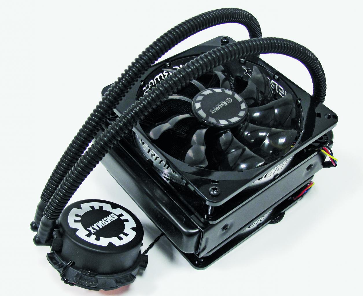 [21/09/2012] ELC120 - Enermax' neue Kompaktwasserkühlung im Test