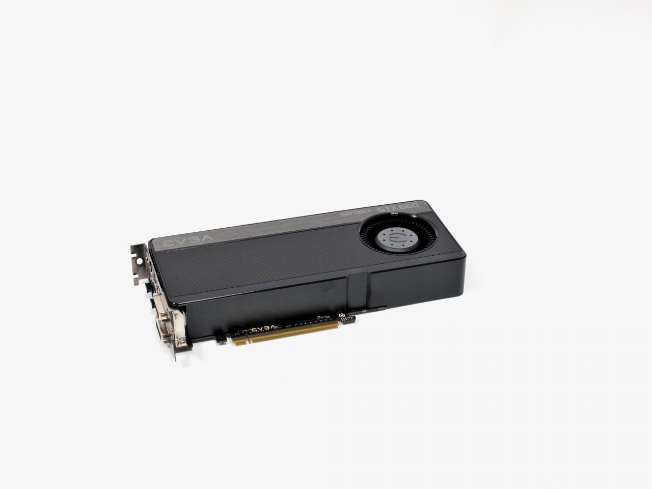 [28/09/2012] Evga Geforce GTX 660 Superclocked: Nvidia-Referenzdesign mit dezenter Übertaktung und praktischer Direct-Exhaust-Kühlung - Test in der Jubiläums-PCGH 11/2012.