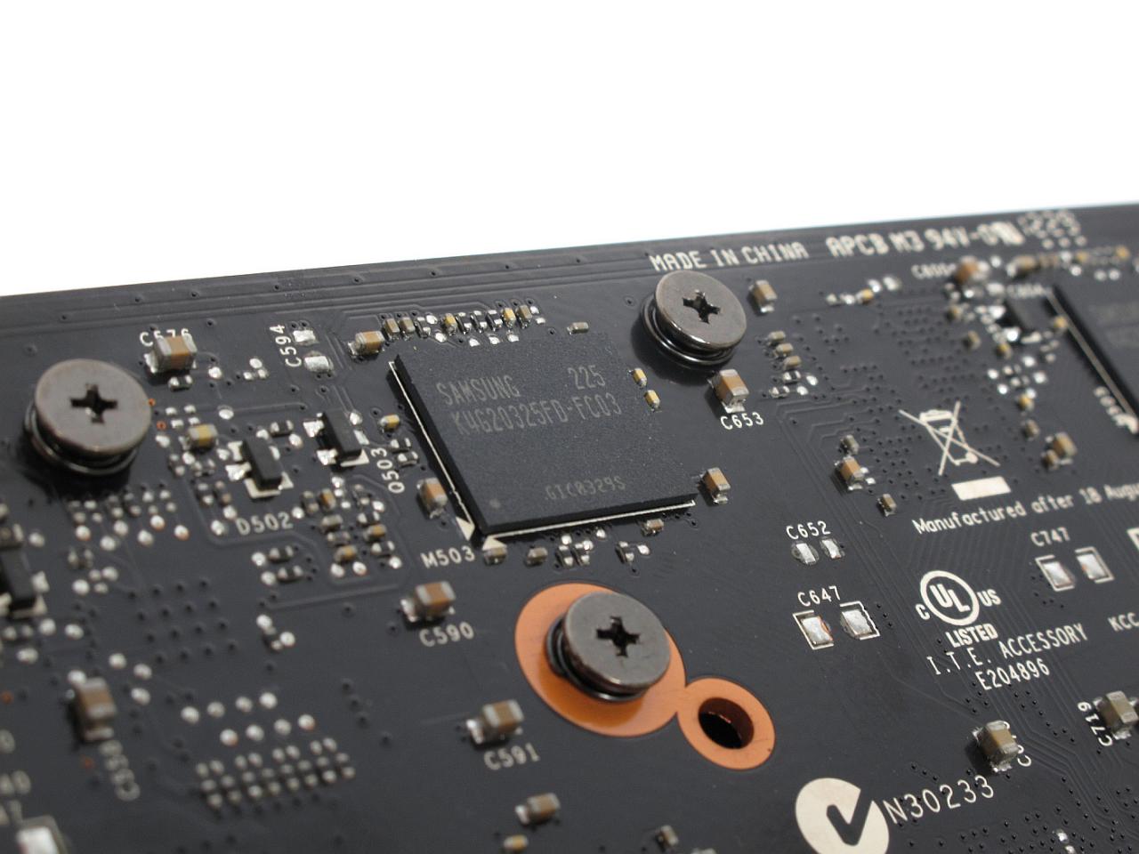 [11/09/2012] Geforce GTX 660: Samsung-RAM mit einer Zugriffszeit von 0,3 ns - alle anderen GTX-600-Referenzkarten mit Ausnahme der GTX 690 verfügen über Hynix-Speicher. (1)