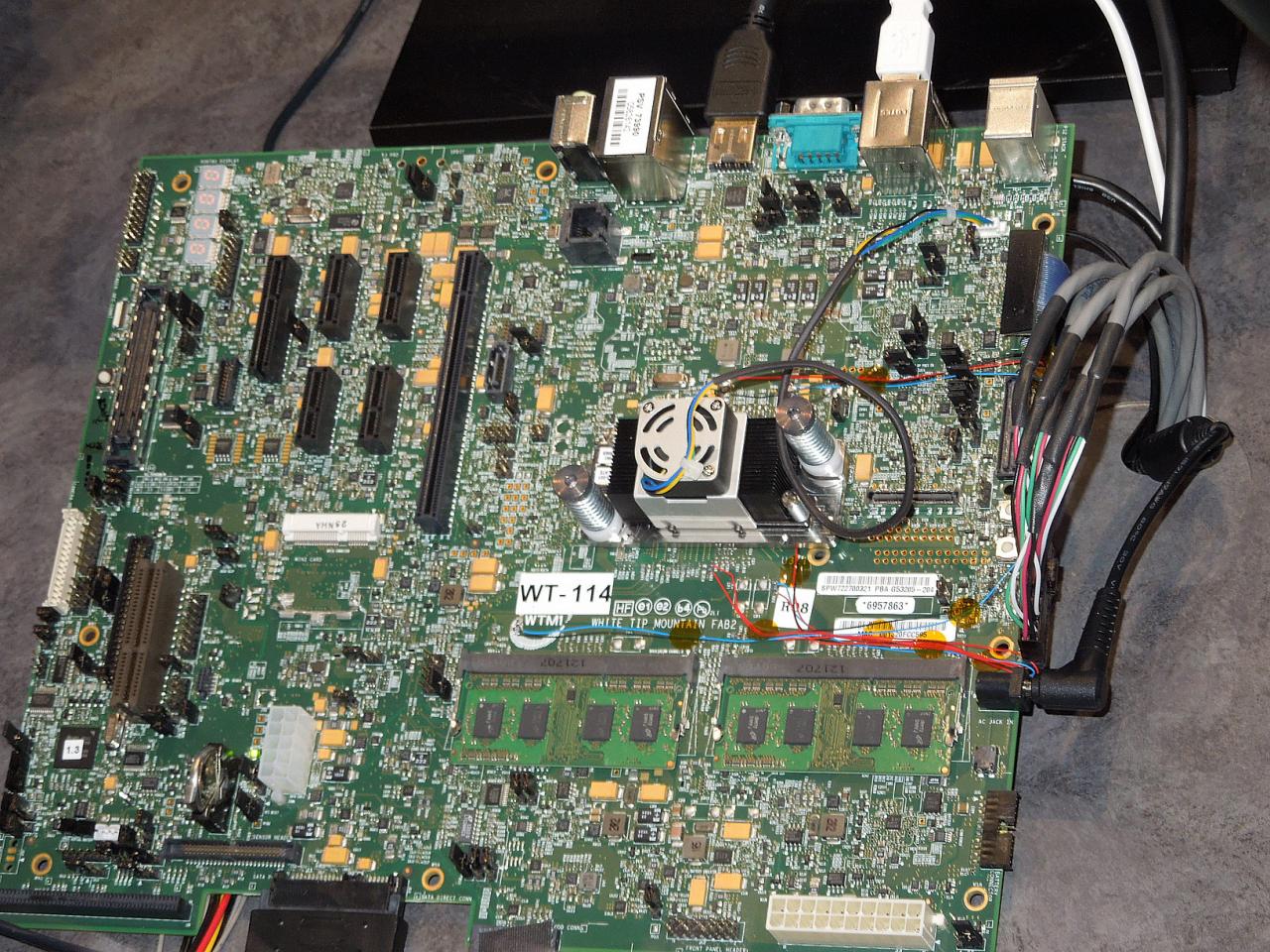 [11/09/2012] Intel IDF 2012 Haswell Prototype System 0002