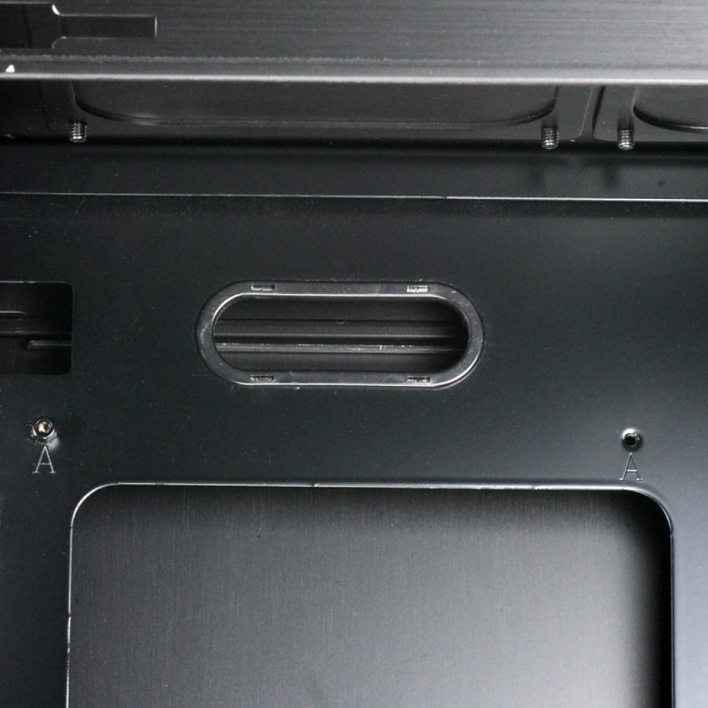[12/09/2012] Lian Li PC-A75X (14)