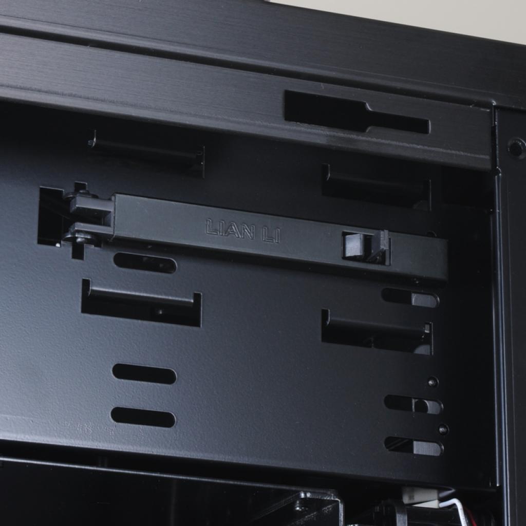 [12/09/2012] Lian Li PC-A75X (15)