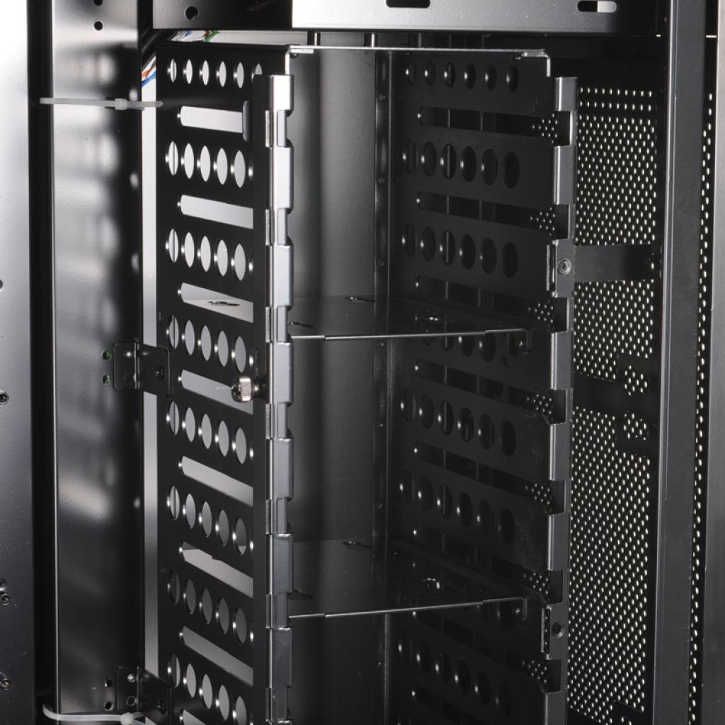 [12/09/2012] Lian Li PC-A75X (21)