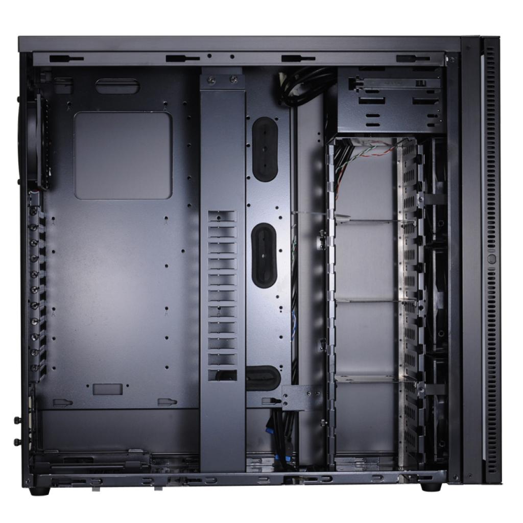 [12/09/2012] Lian Li PC-A76X (6)