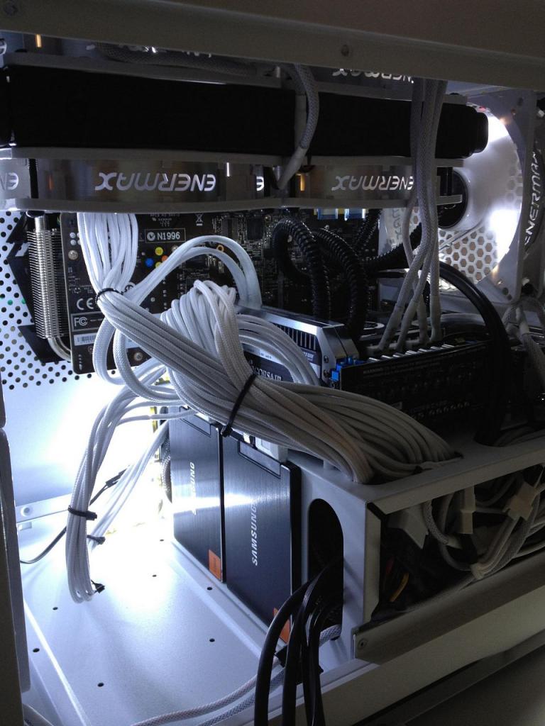 [21/09/2012] Update vom 23.09.: XXL-Gehäuse, PC in Schatztruhe und irre Casecons (9)