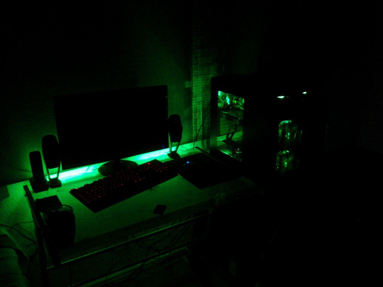 [21/09/2012] Update vom 23.09.: XXL-Gehäuse, PC in Schatztruhe und irre Casecons (39)