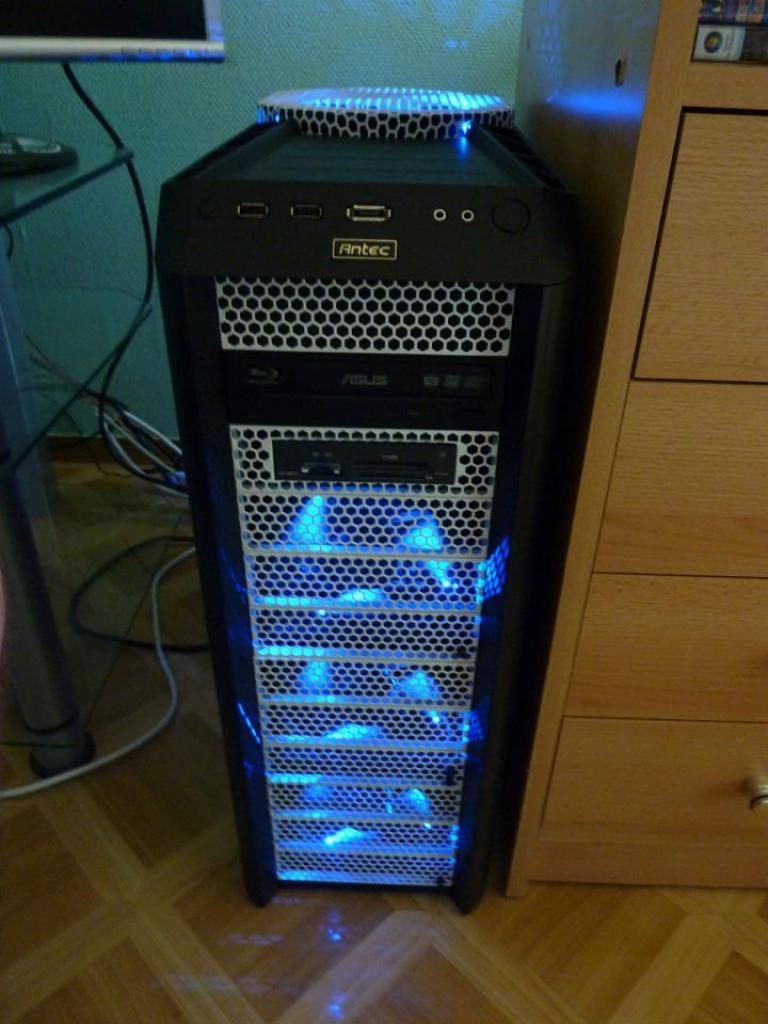 [21/09/2012] Update vom 23.09.: XXL-Gehäuse, PC in Schatztruhe und irre Casecons (56)