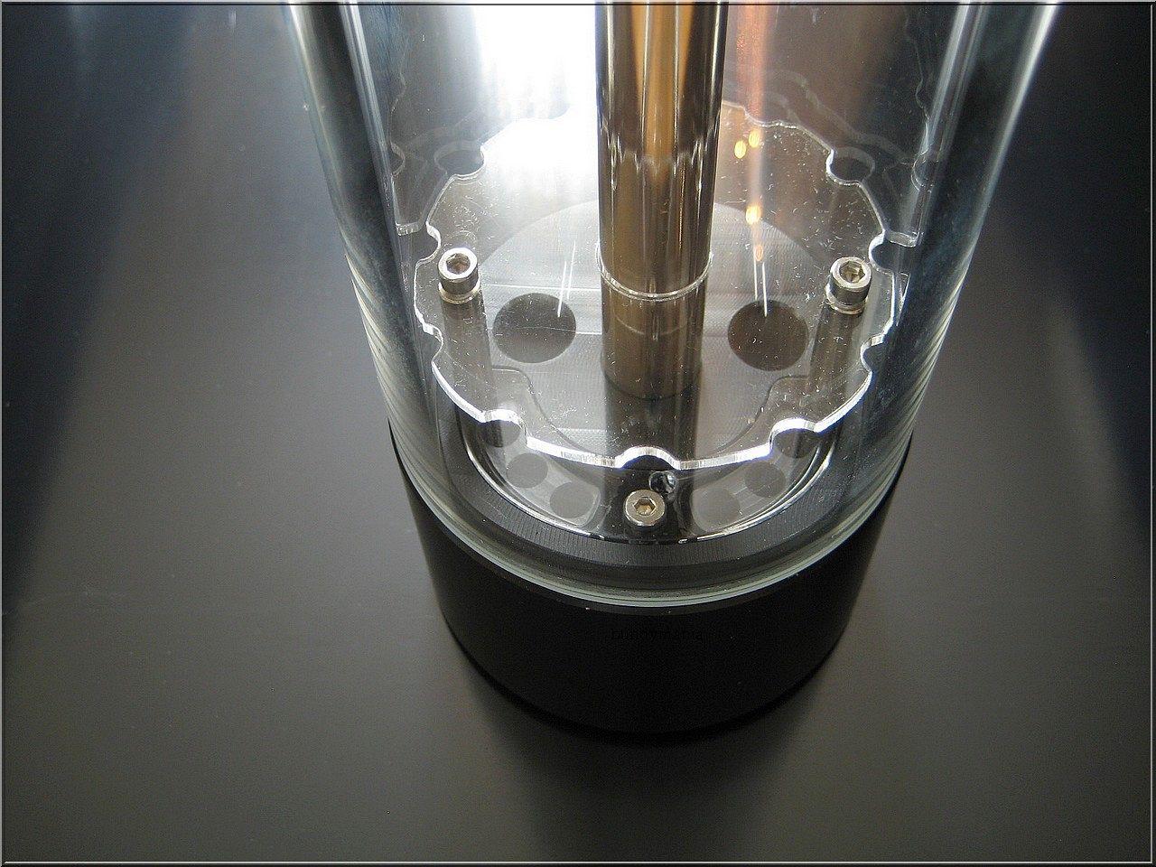 [21/09/2012] Update vom 24.09. mit edler Hardware und Limo-Flasche als Ausgleichsbehälter (17)