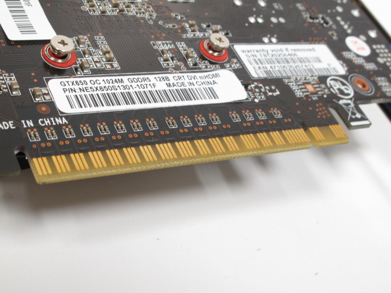[11/09/2012] Die Geforce GTX 650 basiert auf dem GK107-Chip und braucht, wie die Palit Geforce GTX 650 OC, zusätzlich zum PCI-E-Slot noch etwas Stromhilfe vom Netzteil. Ein Sechspol-Stecker muss es für die knapp über 100 Euro teure Karte sein, die für Gelegenheitsspieler ausreicht.