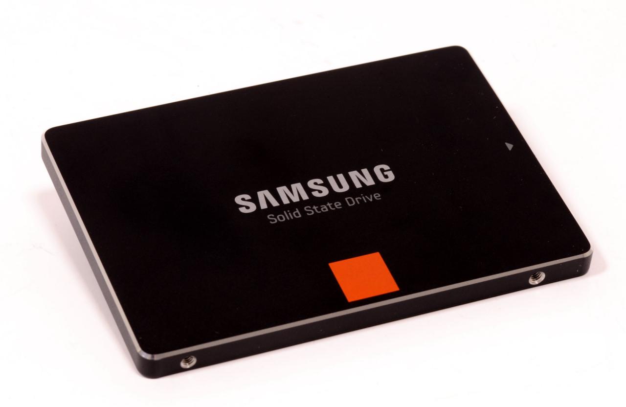 [24/09/2012] SSD 840 Pro von Samsung: 7 Millimeter Bauhöhe, MDX-Controller und Toggle-DDR-2.0-NAND.